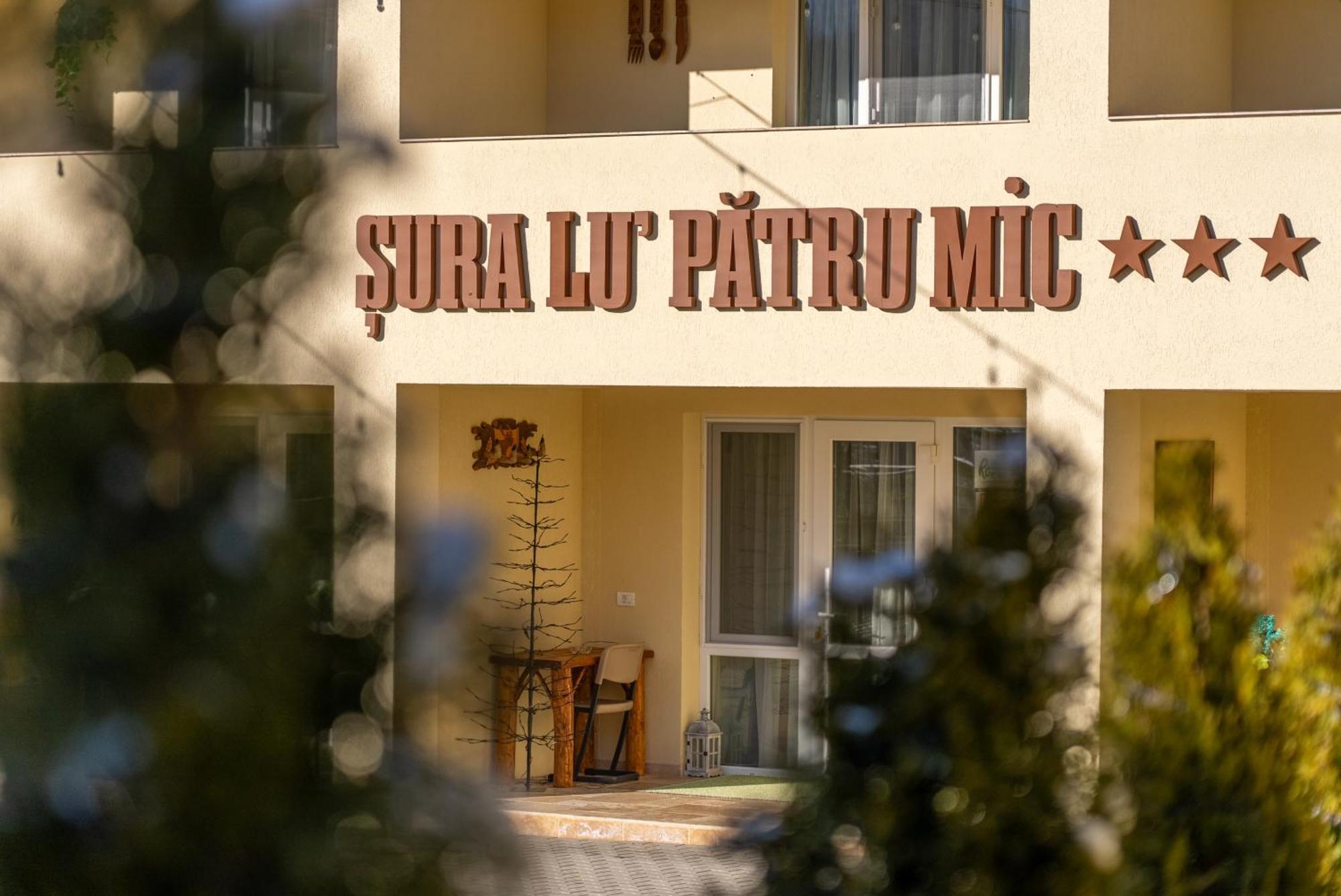 Apartmán Sura Lu' Patru Vulcan  Exteriér fotografie
