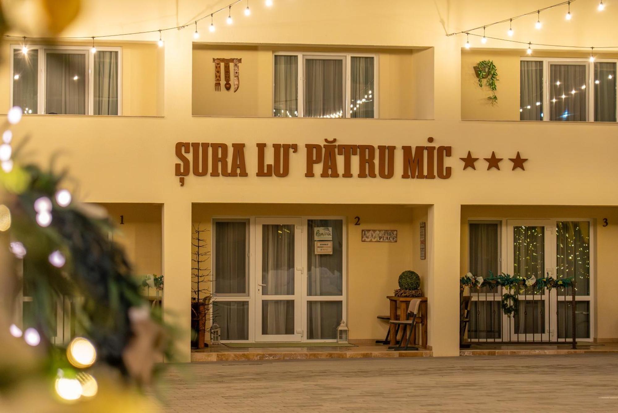 Apartmán Sura Lu' Patru Vulcan  Exteriér fotografie