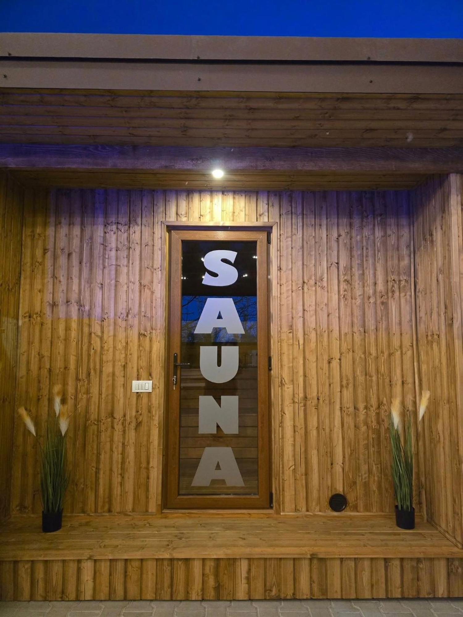 Apartmán Sura Lu' Patru Vulcan  Exteriér fotografie
